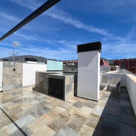 아파트 Luxury 3-bedroom Penthouse With Private Pool, Terrace & Parking Boliches,